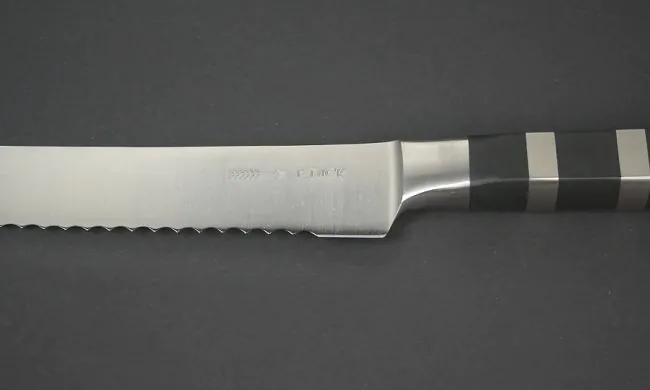 Victorinox Messer F. Dick ProDynamic Kochmesser Mit Wellenschliff (Klingenlänge 26 Brotmesser Dick