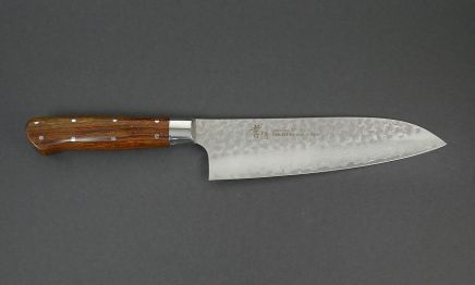 S07392 Sakai Takayuki Santoku mit Sugihara Griff