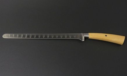 233 Berti Lachsmesser