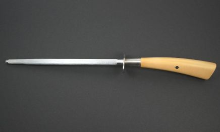 251 Berti Schärfstahl