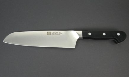 Zwilling Pro Santoku