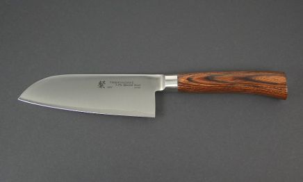 SN114B Tamahagane San Kleines Santoku