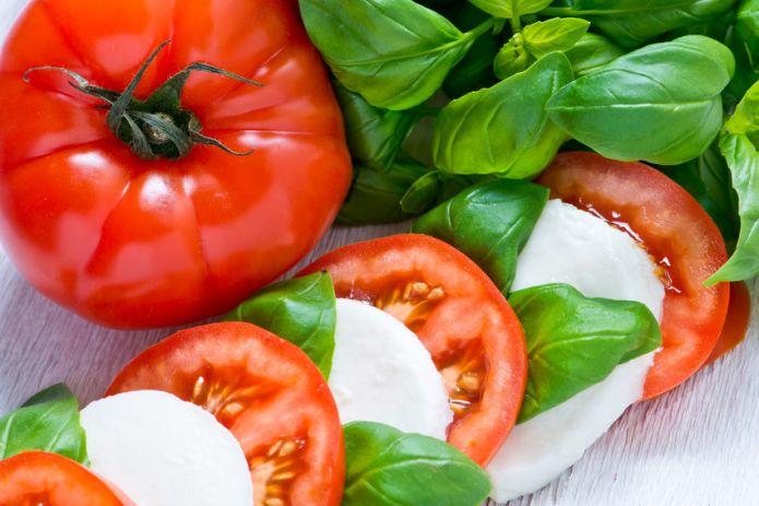 Messer vs. Tomate – Wie Sie locker gewinnen